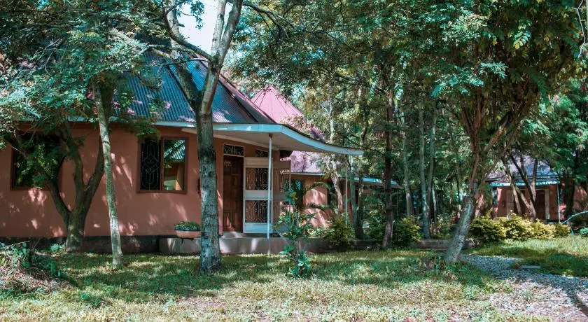 Charming Bungalows - Image 1