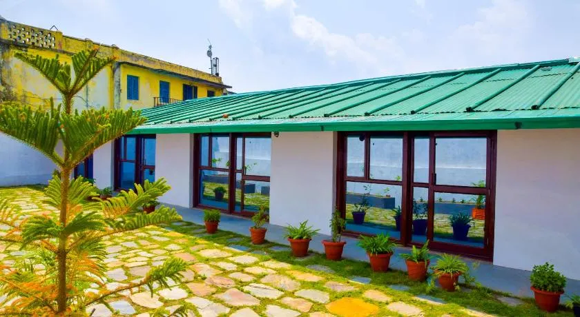 The Valley View Homestay - Image 1