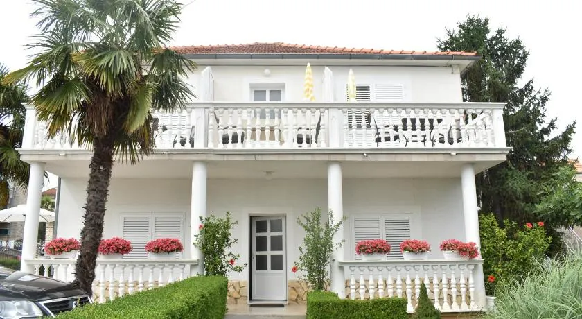 Guest House Mićin - Image 1