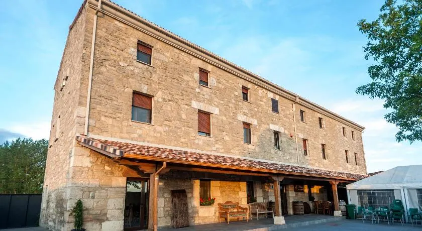 Albergue turístico "La Fábrica" - Image 1