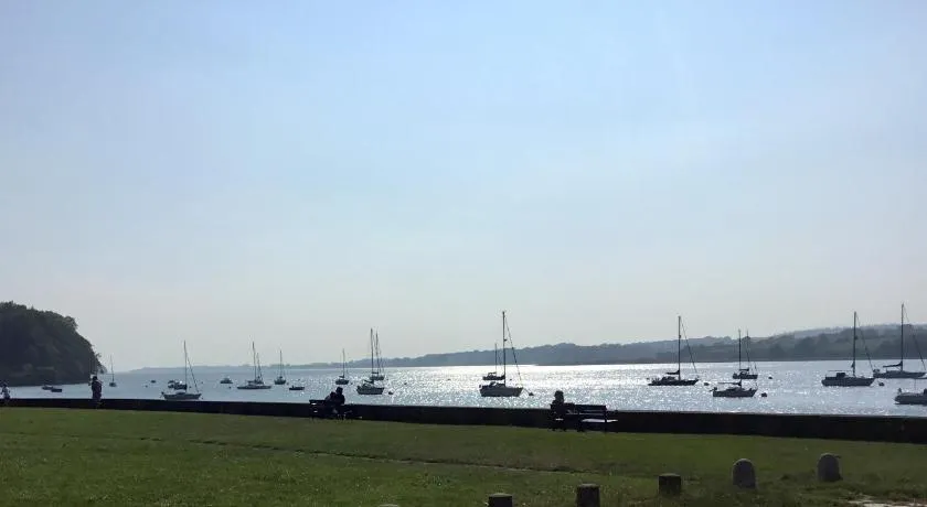 Uwch Menai - Image 1