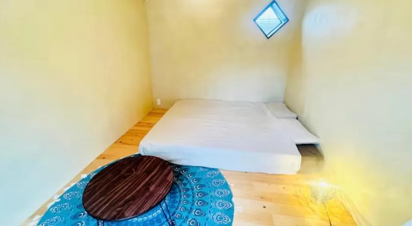 Ocean View Guesthouse Chimudondon in Kouri Island - Image 1