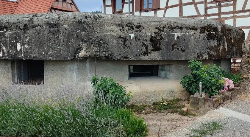 Au Bunker 67 - Image 1