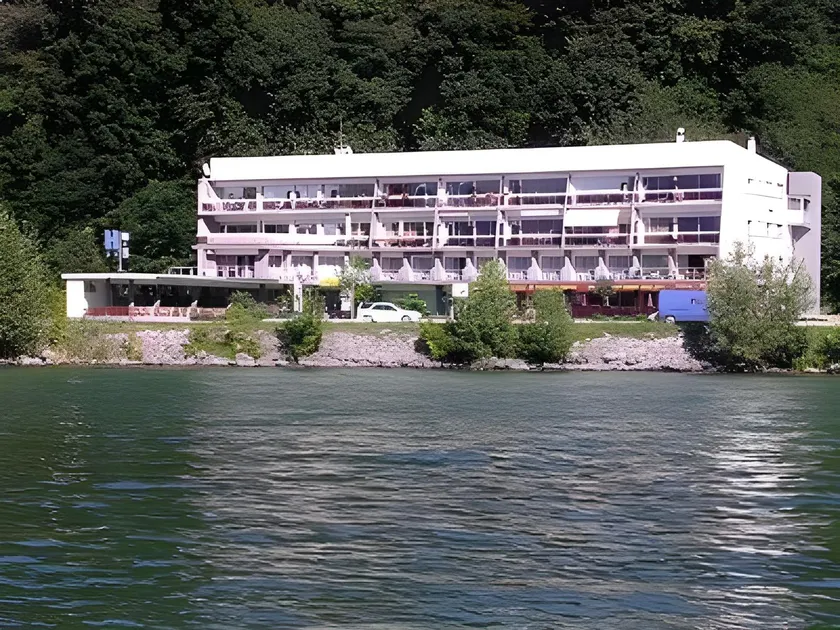 Hôtel du Poète Aix-Les-Bains - Image 1