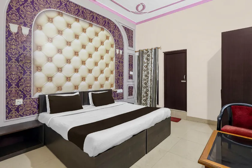 Hotel O Shree Shyam Madhav - Image 1