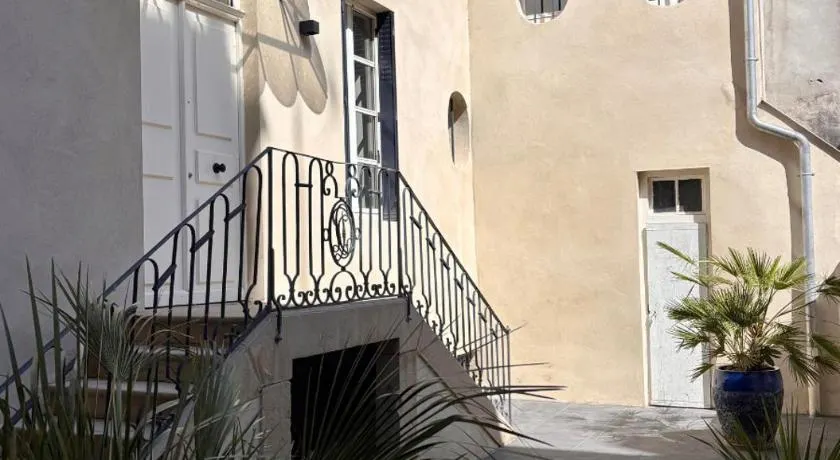 L'Hotel Particulier - Image 1