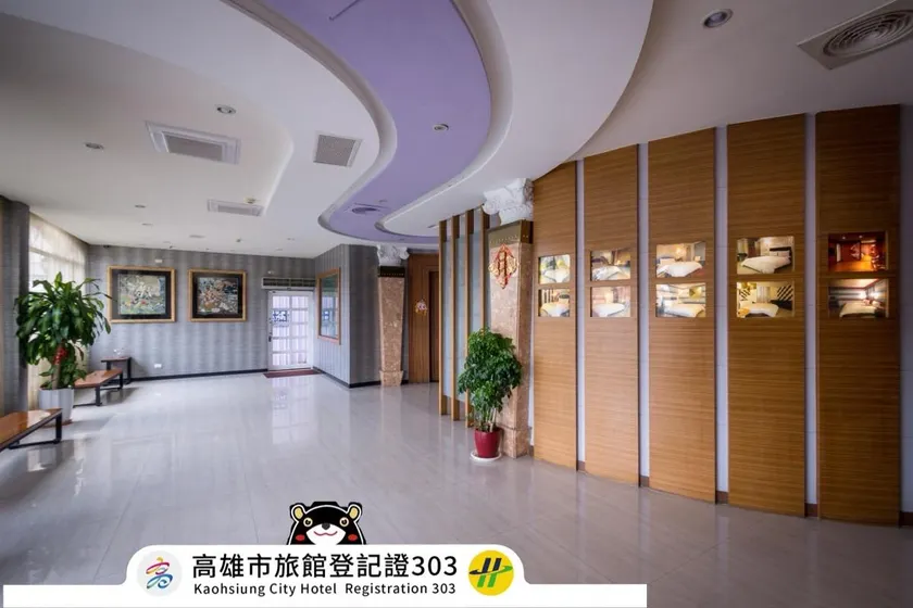 Golden Phoenix Hotel - Image 1