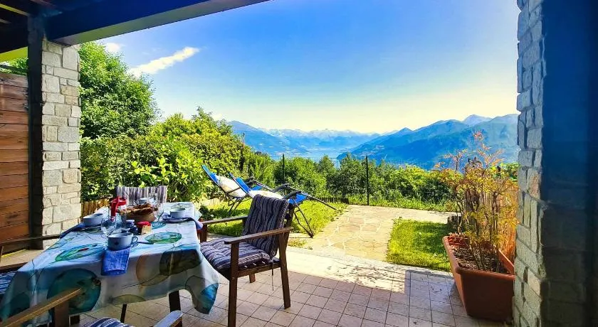 Marta flat, mountain and lake view, Bellagio - Image 1