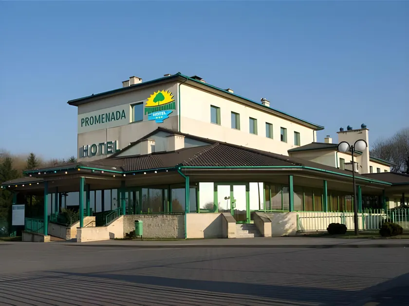 Hotel Promenada Biznes & Wypoczynek - Image 1