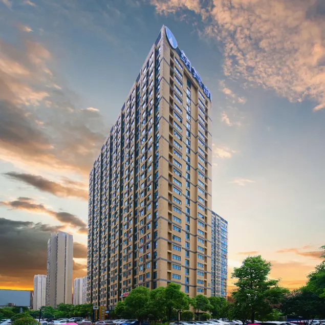 New Beacon Chuyue Hotel (Jiangxia Tan Xinpei Park Subway Station) - Image 1