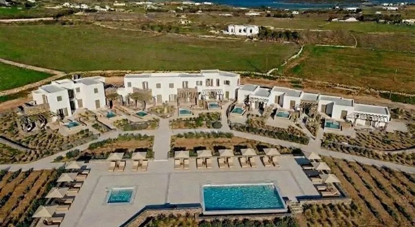 White Cliff Villas Paros - Image 1