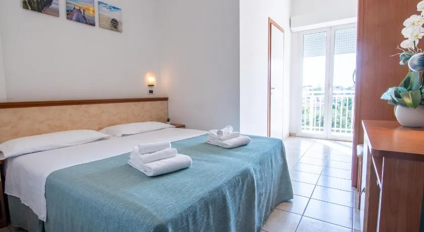 HOTEL ADRIA BEACH - Image 1