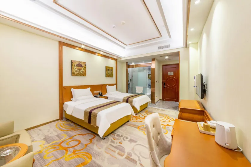 Oriental Bright Moon Boutique Hotel (Dezhou Lingcheng District New Oriental Commercial Plaza Branch) - Image 1