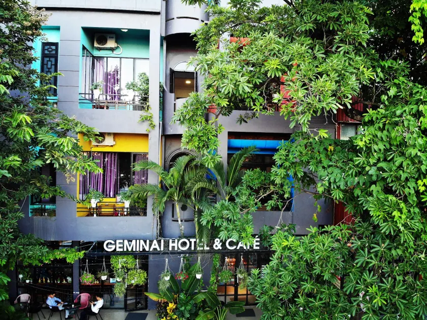Geminai Hotel And Cafe - Image 1