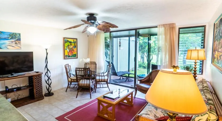 Elegant Turtle Bay Condo - Image 1