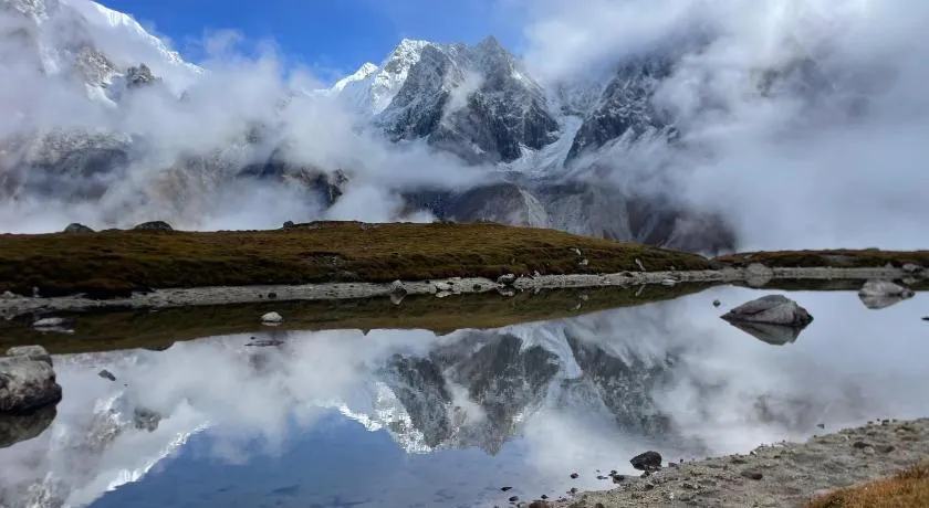 Himalayas Hostel & Homestay - Image 1