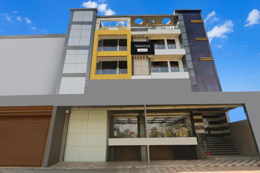 Super OYO Townhouse Awas Vikas Kalyanpur - Image 1