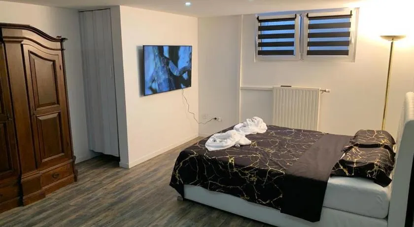 Studio 45m2 très calme - Image 1