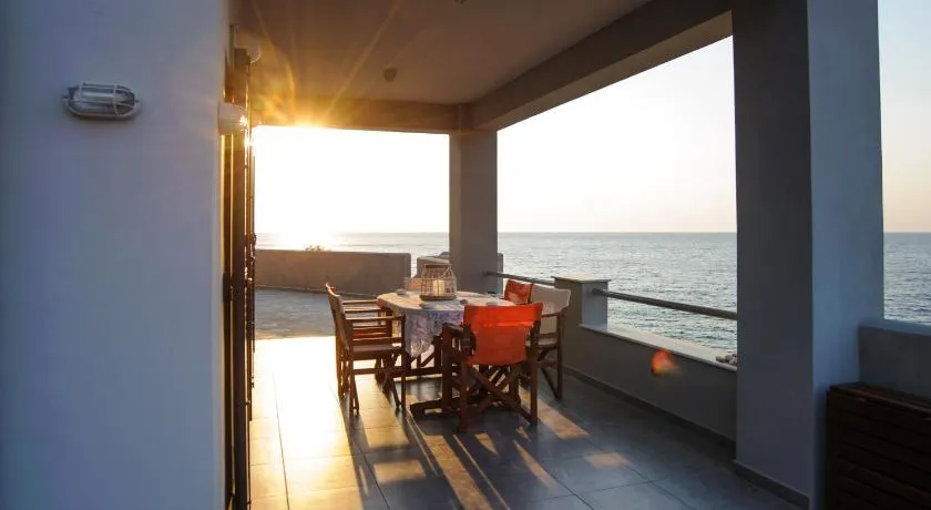Albatross House - Image 1