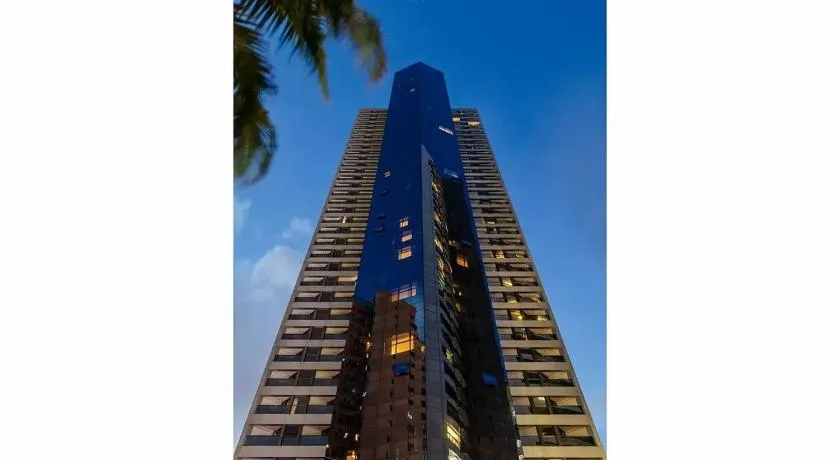 HY BEACH FLATS - INTERNATIONAL - Image 1