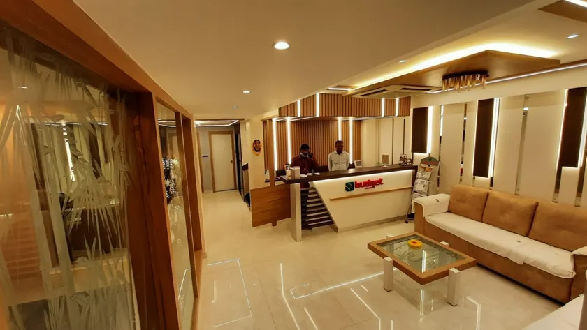 Budget Hotel - Image 1