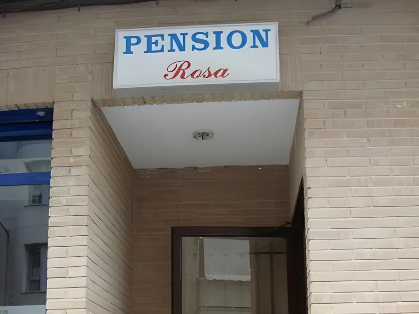Hostal Rosa - Image 1