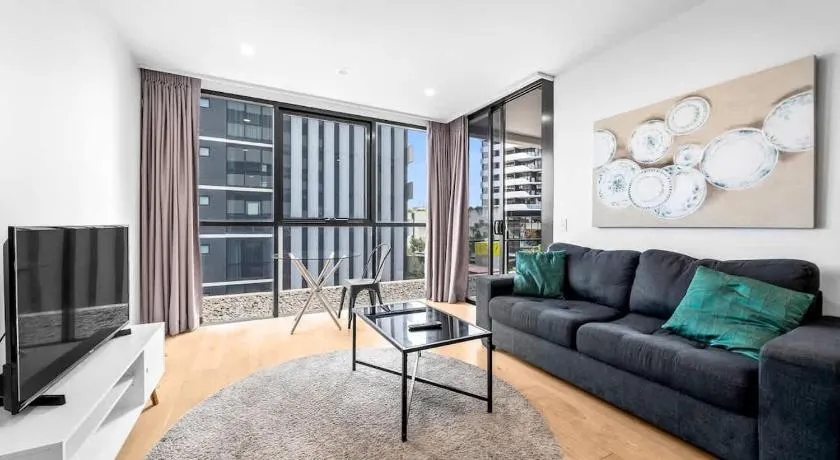 Your Woolloongabba Staycation Relax & Unwind - Image 1