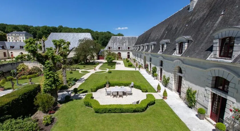 Le Clos Chavigny - Image 1