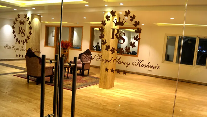 Hotel Royal Savoy Kashmir - Image 1