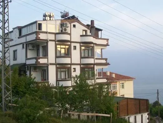 Efua Hotel - Image 1