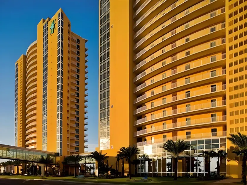 Splash Beach Resort by Panhandle Getaways - Image 1
