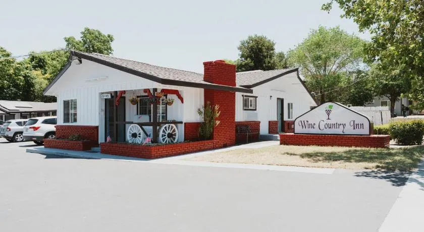 Paso Robles Wine Country Inn - Image 1