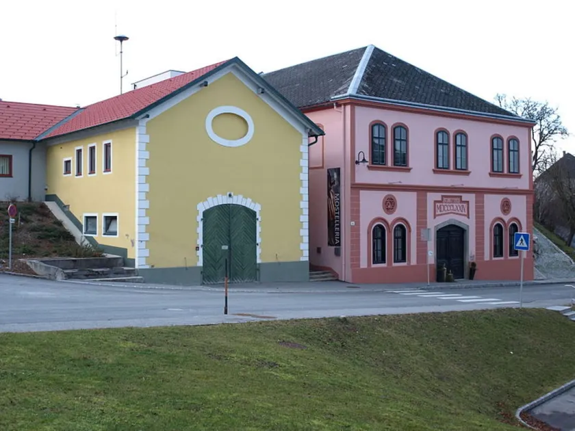 Apartment in Oed-Öhling near Danube River - Image 1