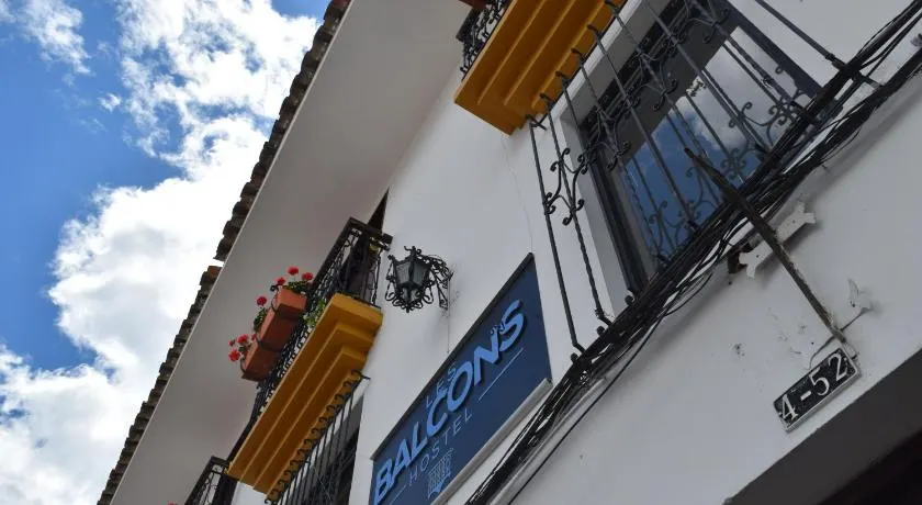 Les Balcons Hostel - Image 1