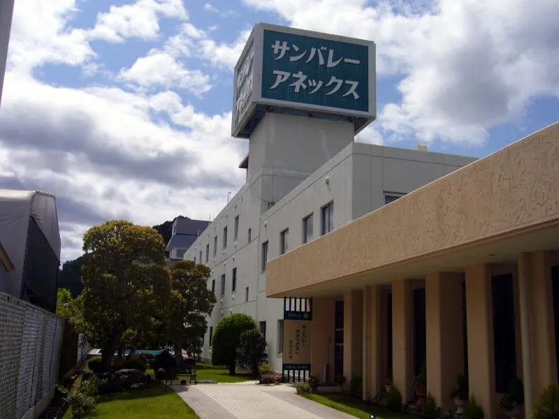Hotel Sunvalley Izu-Nagaoka Annex - Image 1