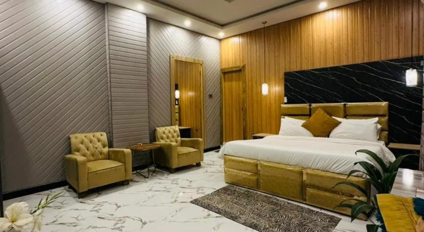 Tulip Hotel - Image 1