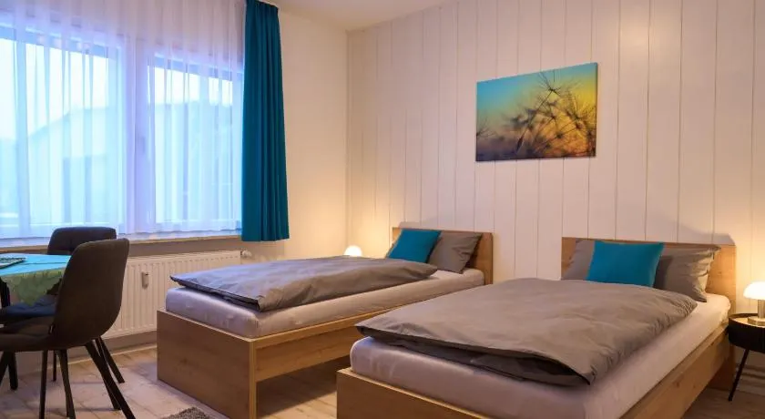 38364 Schöningen-Gästezimmer mit Gemeinschaftsküche und -bad - Image 1