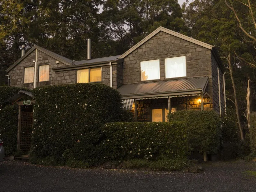 Observatory Cottages - Image 1