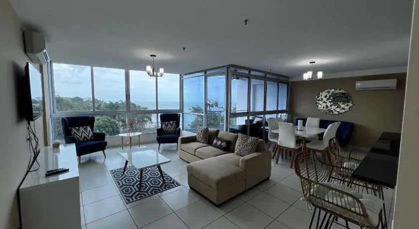 Oceanfront in Coronado Bay - Image 1