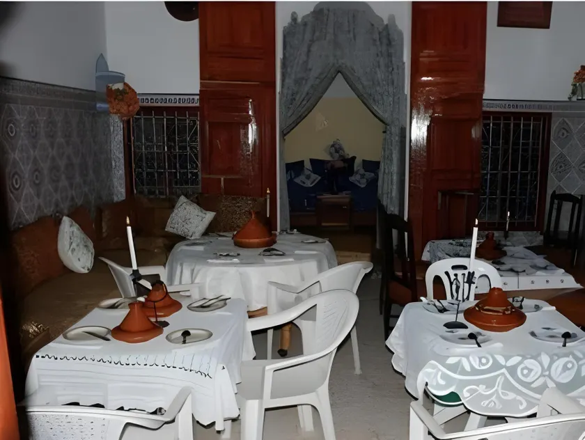 La Colombe Blanche - Image 1