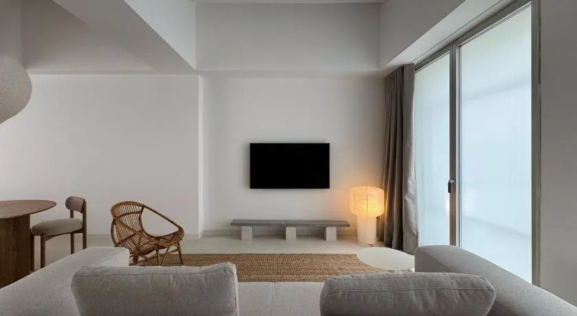 Superloft - Image 1