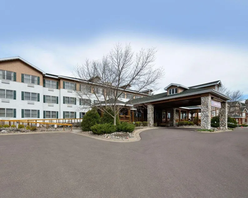 Lift Bridge Lodge, an Ascend Collection Hotel - Image 1