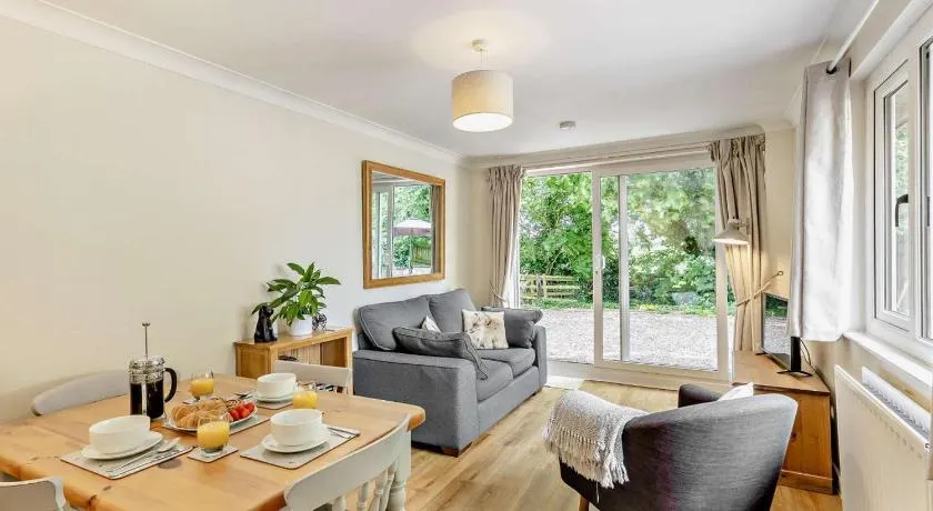 2 Bed in Crewe oc-83192 - Image 1