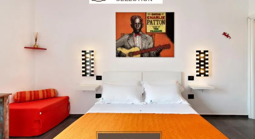 Bed & Blues - Image 1
