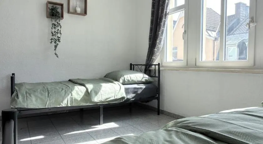 Construction worker's apartment in Hof - Image 1