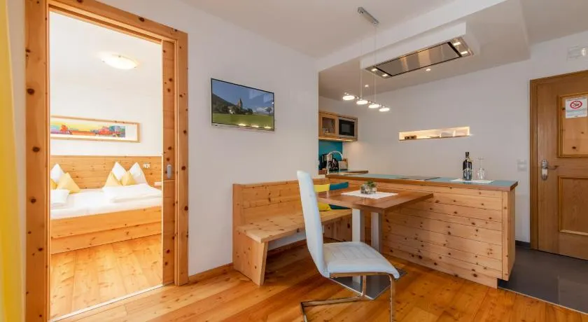 Garni Appartements Almrausch - Image 1