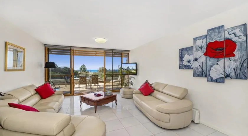 Terrace 5 - Fabulous Location - Image 1