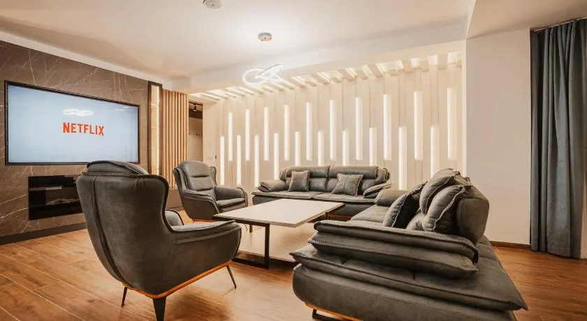 Darki Comfort Apartments - Stylish and Comfortable Apartments with Free Parking - Image 1