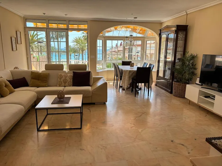 First-line house with ocean views and parking. - Image 1