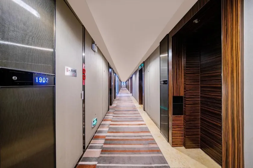 eStay Residence·Poly World Trade Center Guangzhou - Image 1